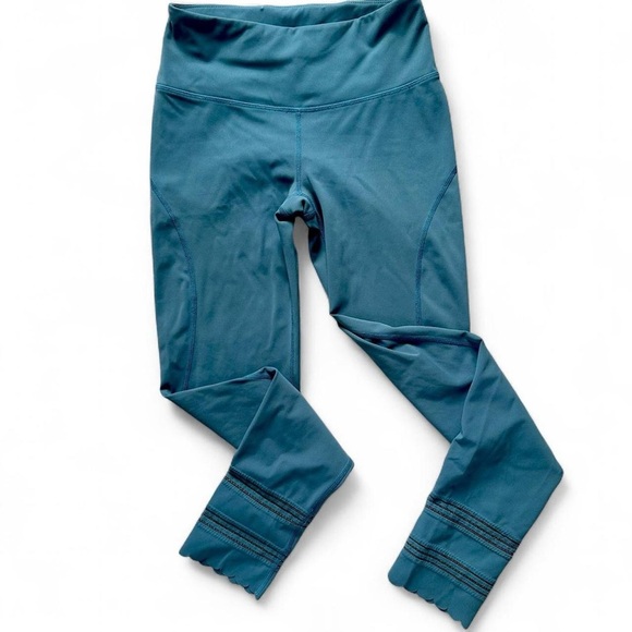 Free People Movement 7/8 Scalloped Genesis Leggings XS - Picture 3 of 6